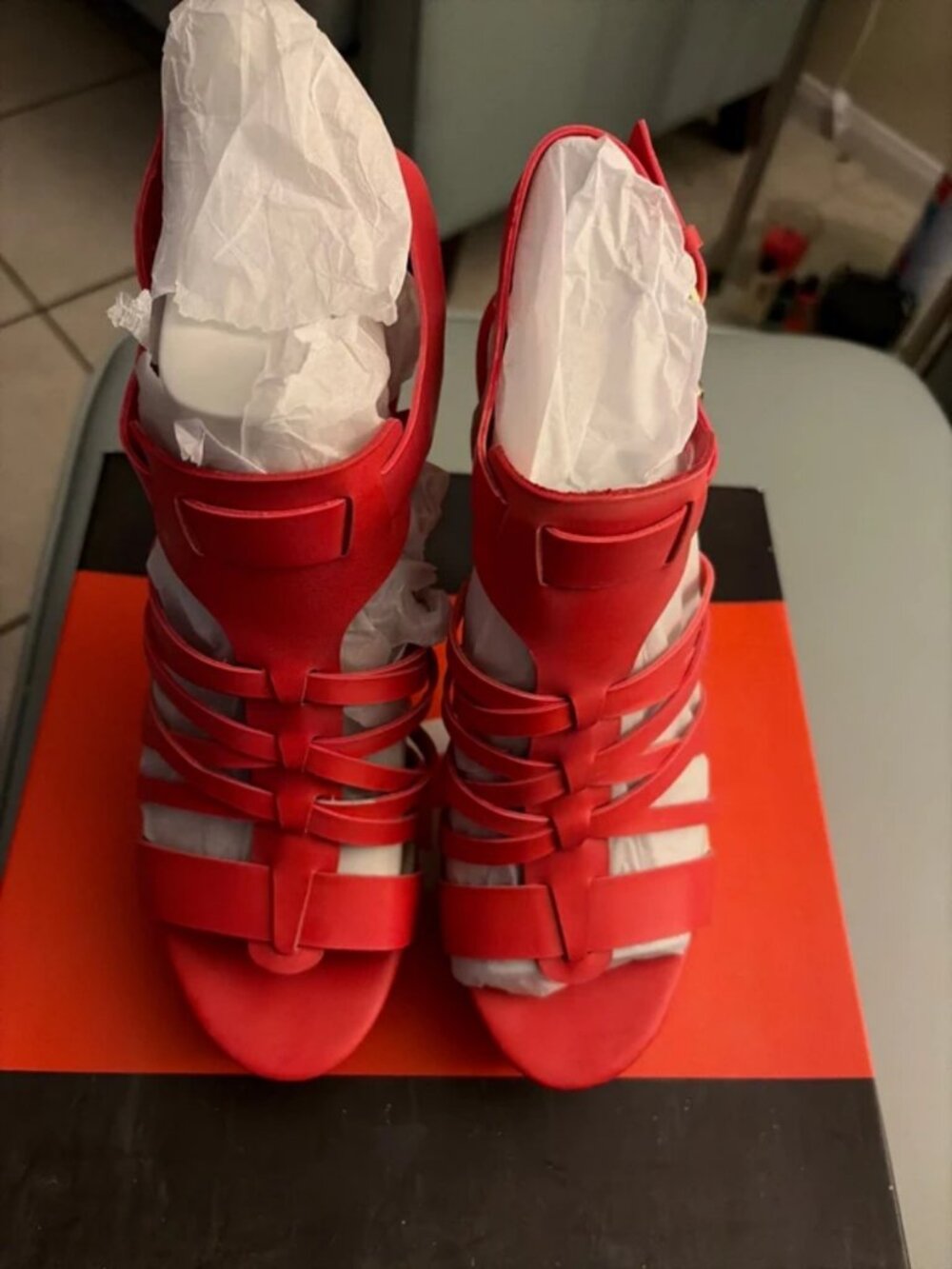 Guest dream girl heel size 8